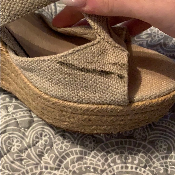 Michael Kors Wedges - Picture 5 of 7